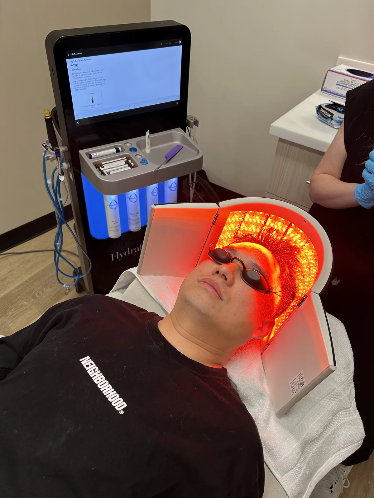 HydraFacial KeraVive Scalp Treatment treatment at Everis Aesthetic Medicine in Milpitas, CA